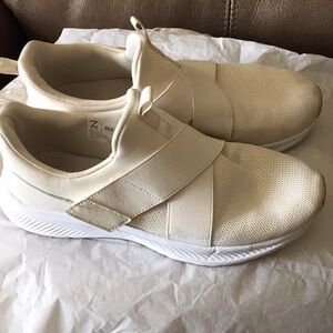 Z by Zella women shoes size 8